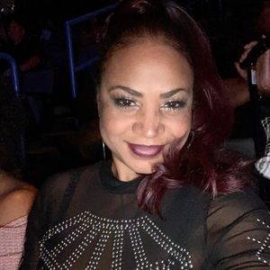 Meet your Posher, Dana